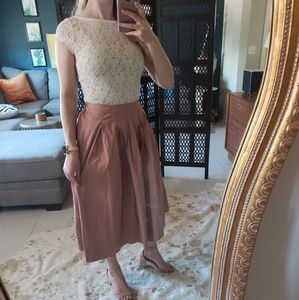 Blush pink midi skirt with elastuc waist